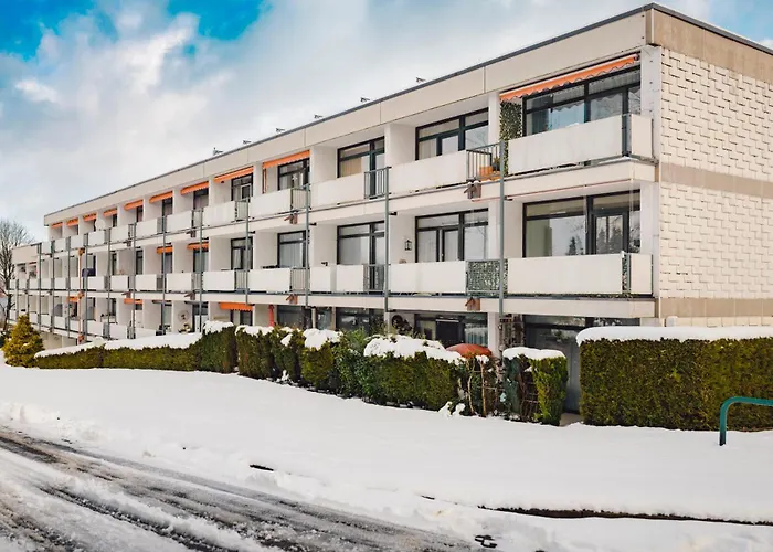 Fichtenwald - Hundefreundlich, Sauna, Pool, Dachterrasse, Wald & See