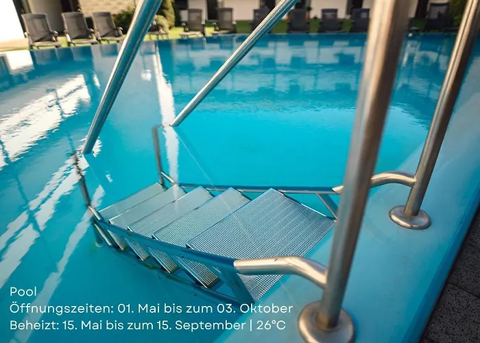 Fichtenwald - Hundefreundlich, Sauna, Pool, Dachterrasse, Wald & See