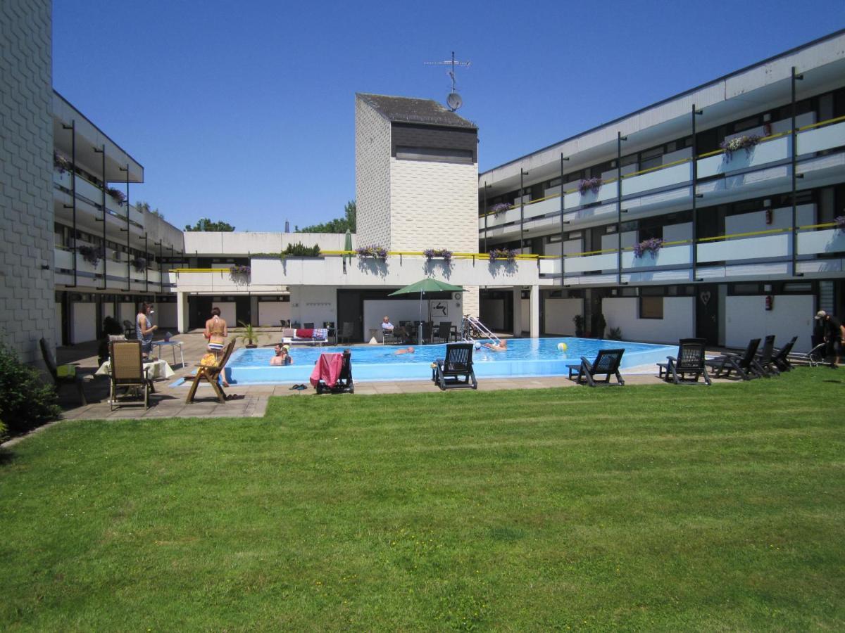 Fichtenwald - Hundefreundlich, Sauna, Pool, Dachterrasse, Wald & See Moehnesee