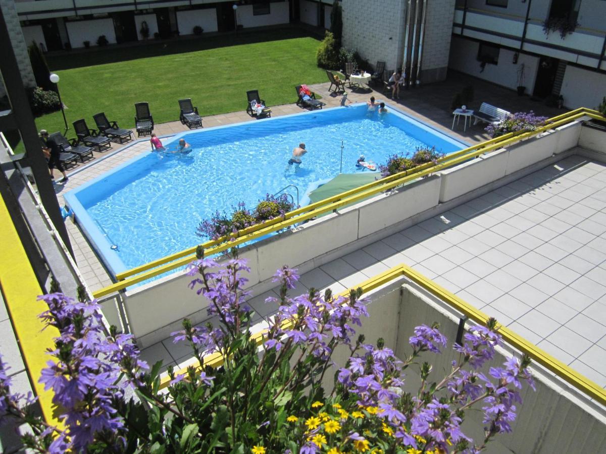 Fichtenwald - Hundefreundlich, Sauna, Pool, Dachterrasse, Wald & See *